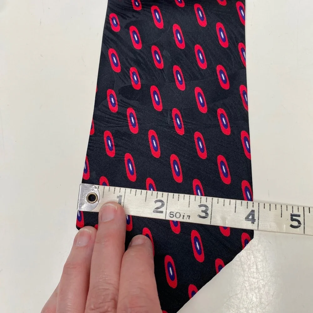 A Taghi Mens Silk Tie Geometric Oval Pattern Black Red Blue Hand‎ Made in Italy
